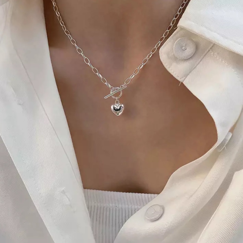 STERLING SILVER ELEGANT HEART NECKLACE - Picture 3 of 6